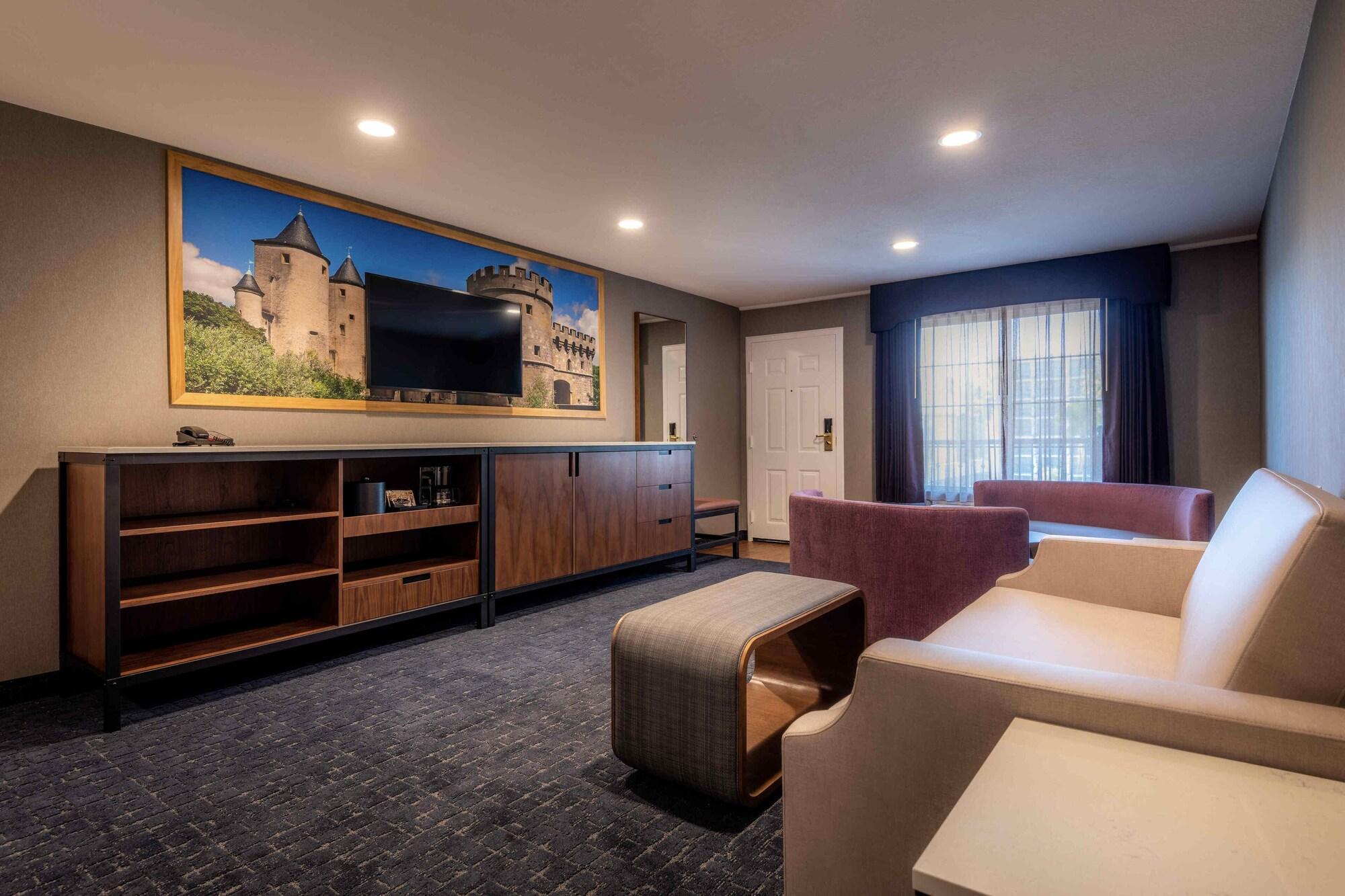 Anaheim Camelot Inn & Suites Exteriör bild