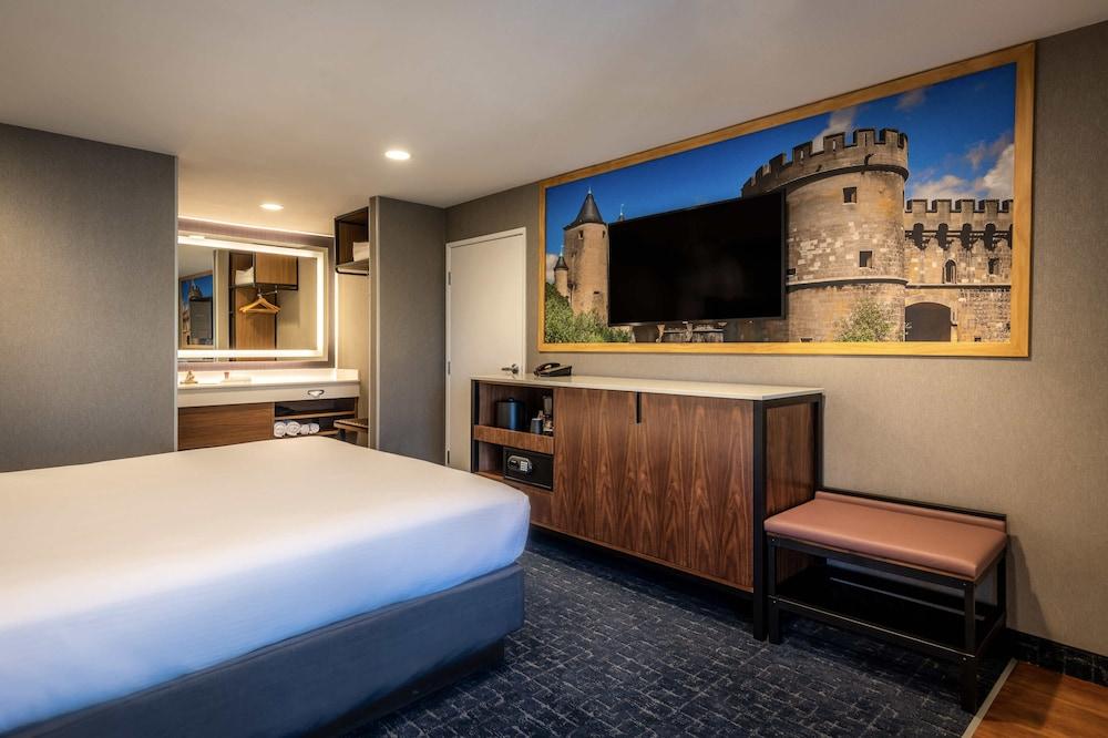 Anaheim Camelot Inn & Suites Exteriör bild