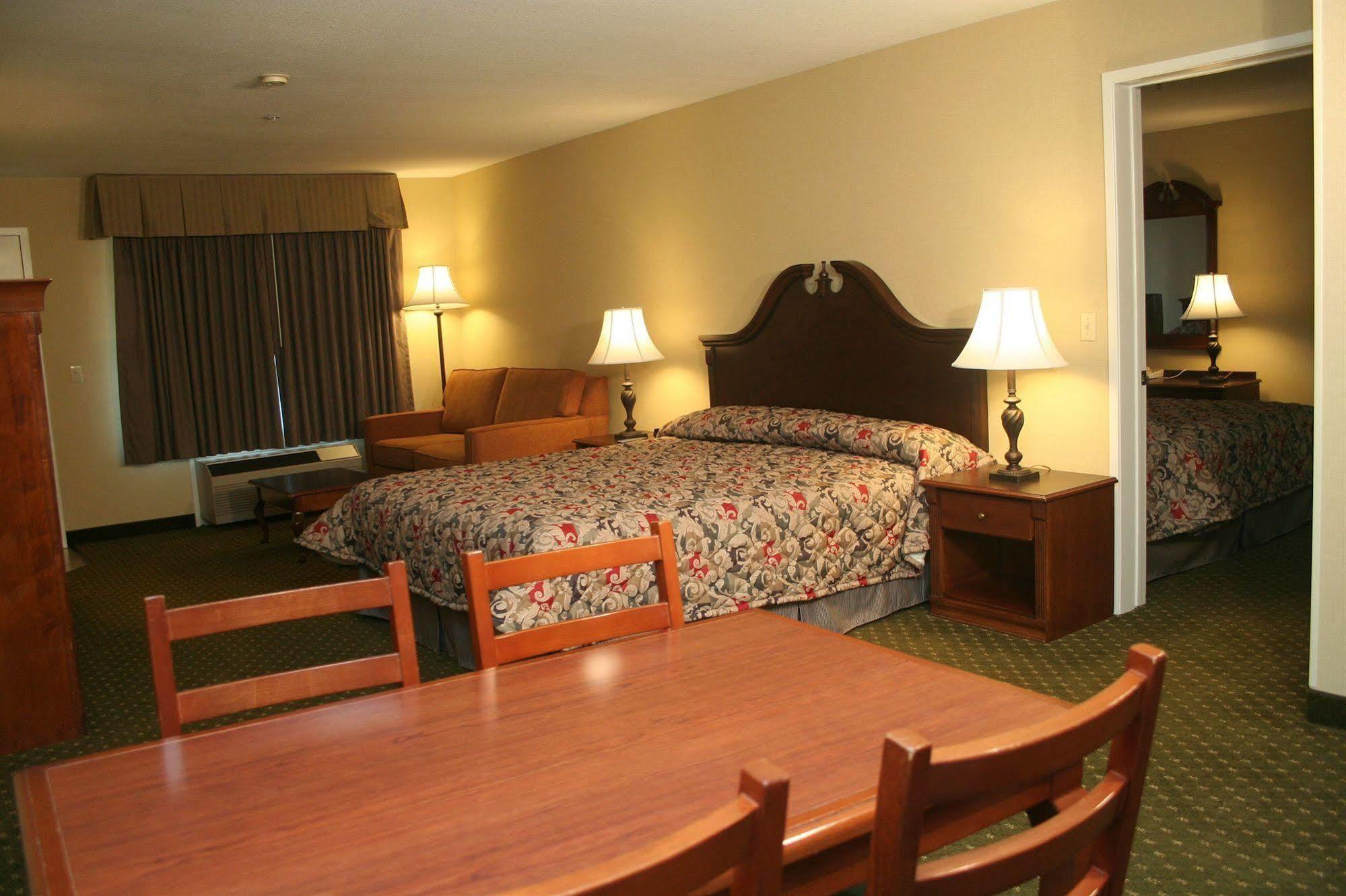 Anaheim Camelot Inn & Suites Rum bild