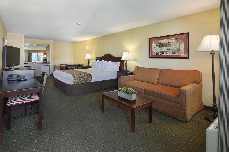 Anaheim Camelot Inn & Suites Exteriör bild